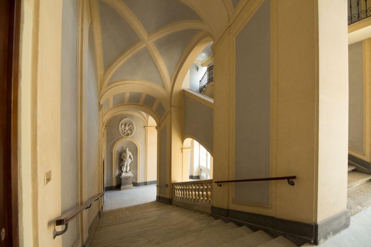Palazzo Doria D'Angri Bed & Breakfast Naples Exterior photo